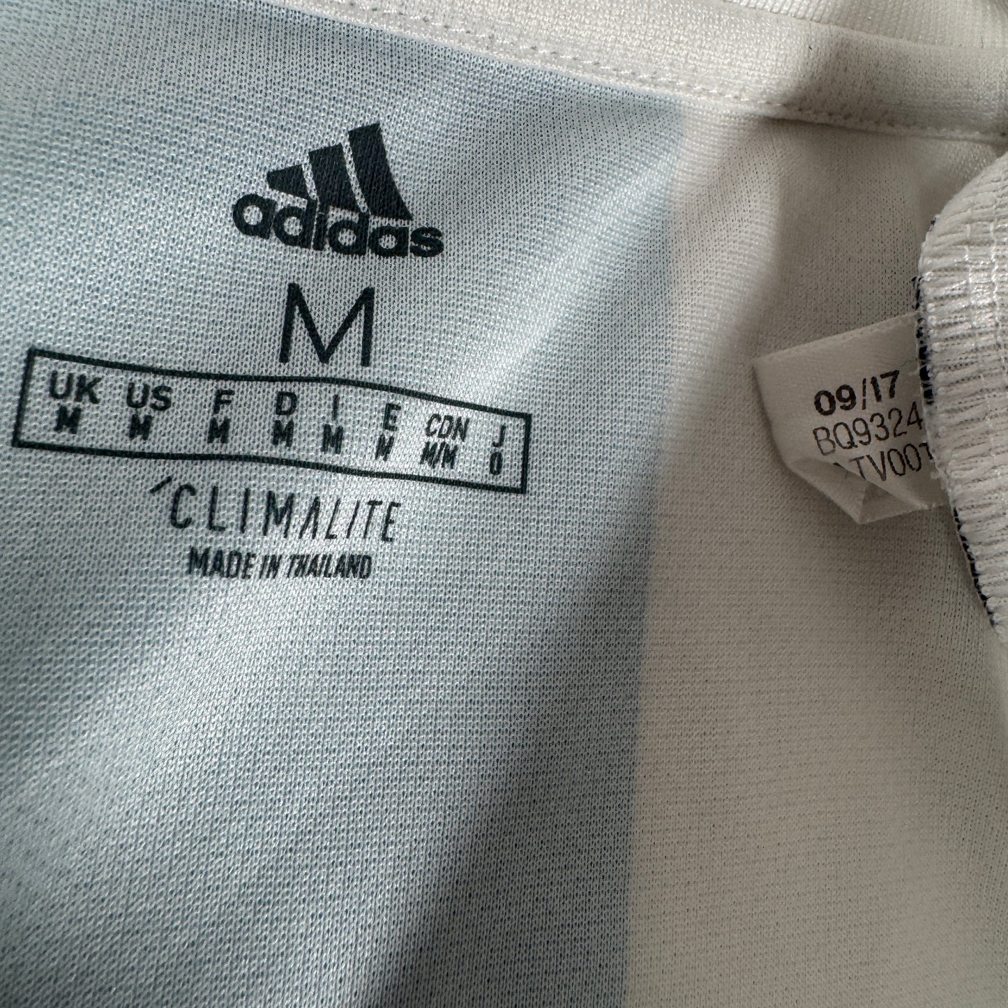 Argentina 2018/2019/2020 Home Football Shirt Medium – Football Shirt Kingdom