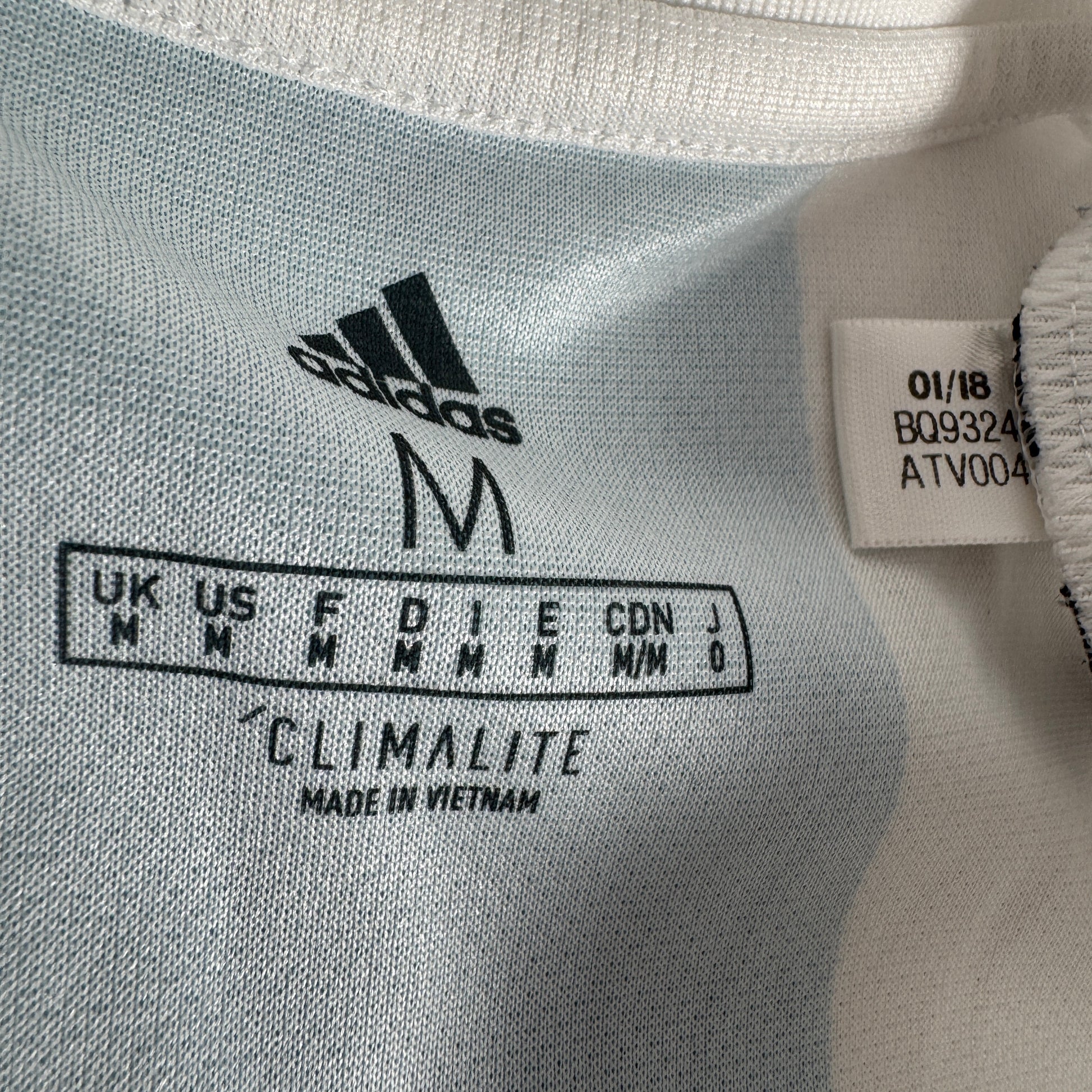 Argentina 2018/2019/2020 Home Football Shirt Medium – Football Shirt Kingdom