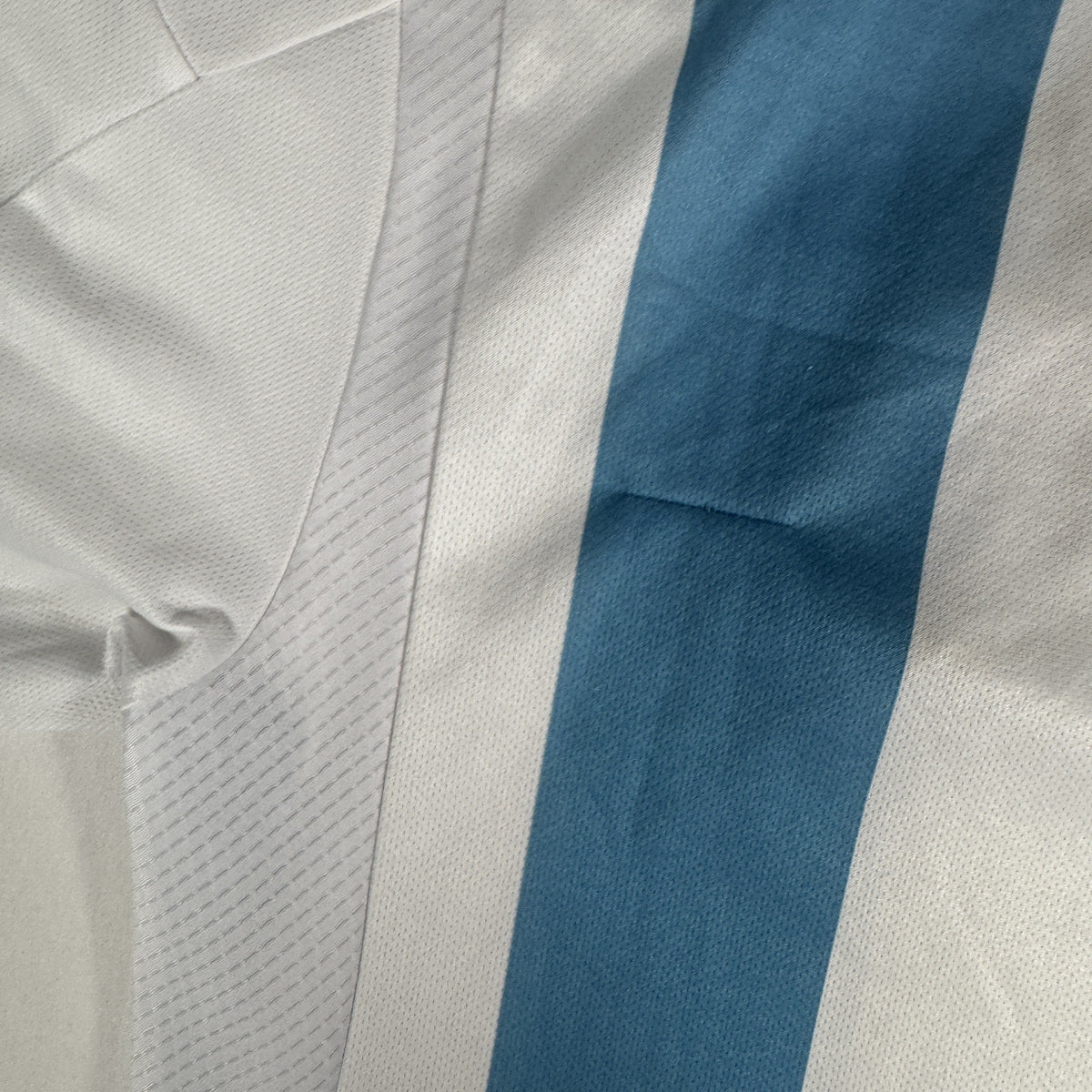Argentina 2022/2023/2024 Home Football Shirt Medium