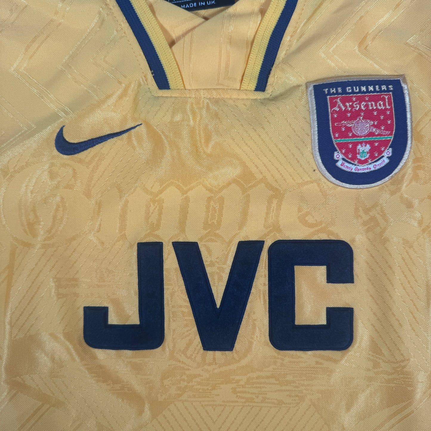Arsenal 1996/1997 Away Football Shirt Small – Football Shirt Kingdom