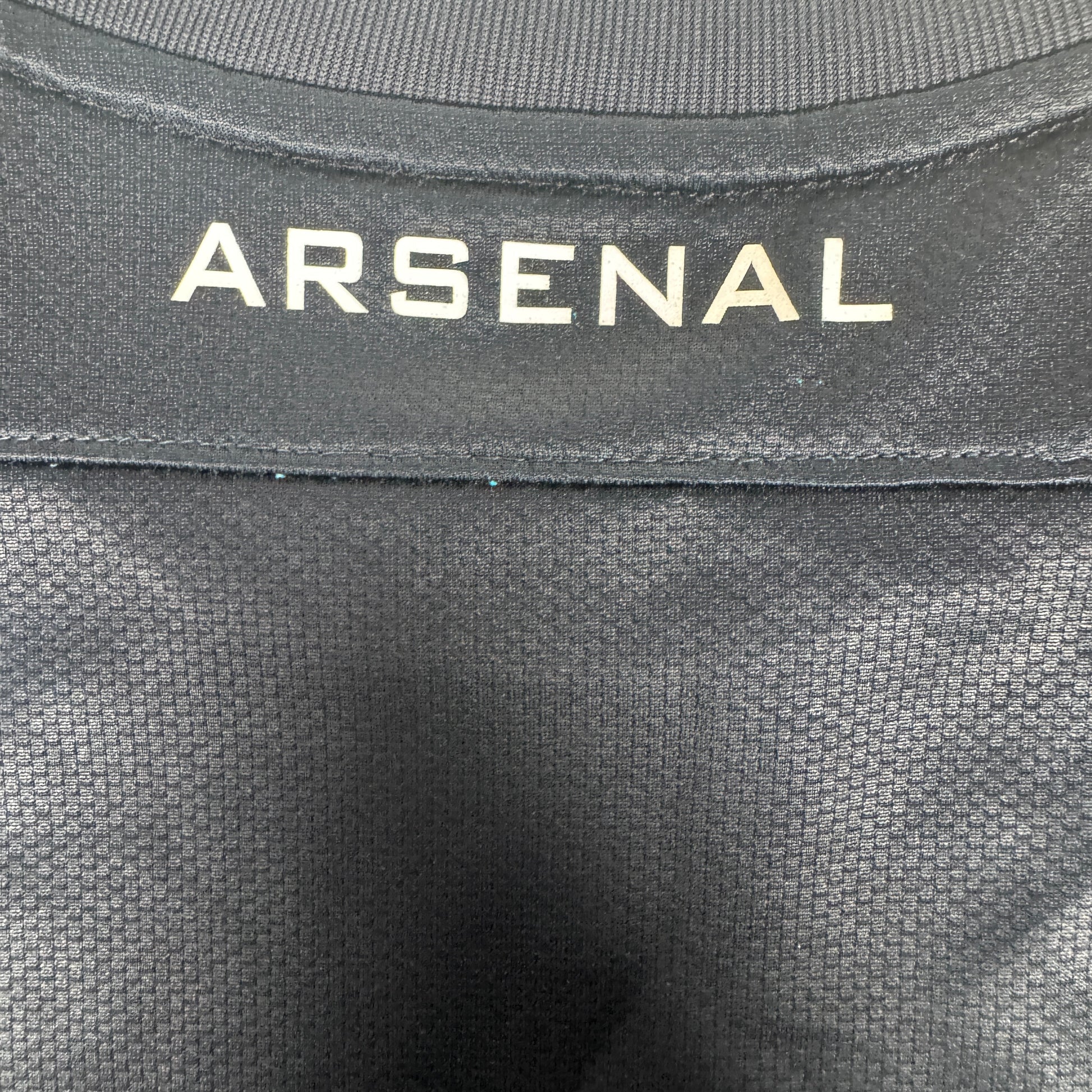 Arsenal 2011/2012 Away Football Shirt Medium – Football Shirt Kingdom