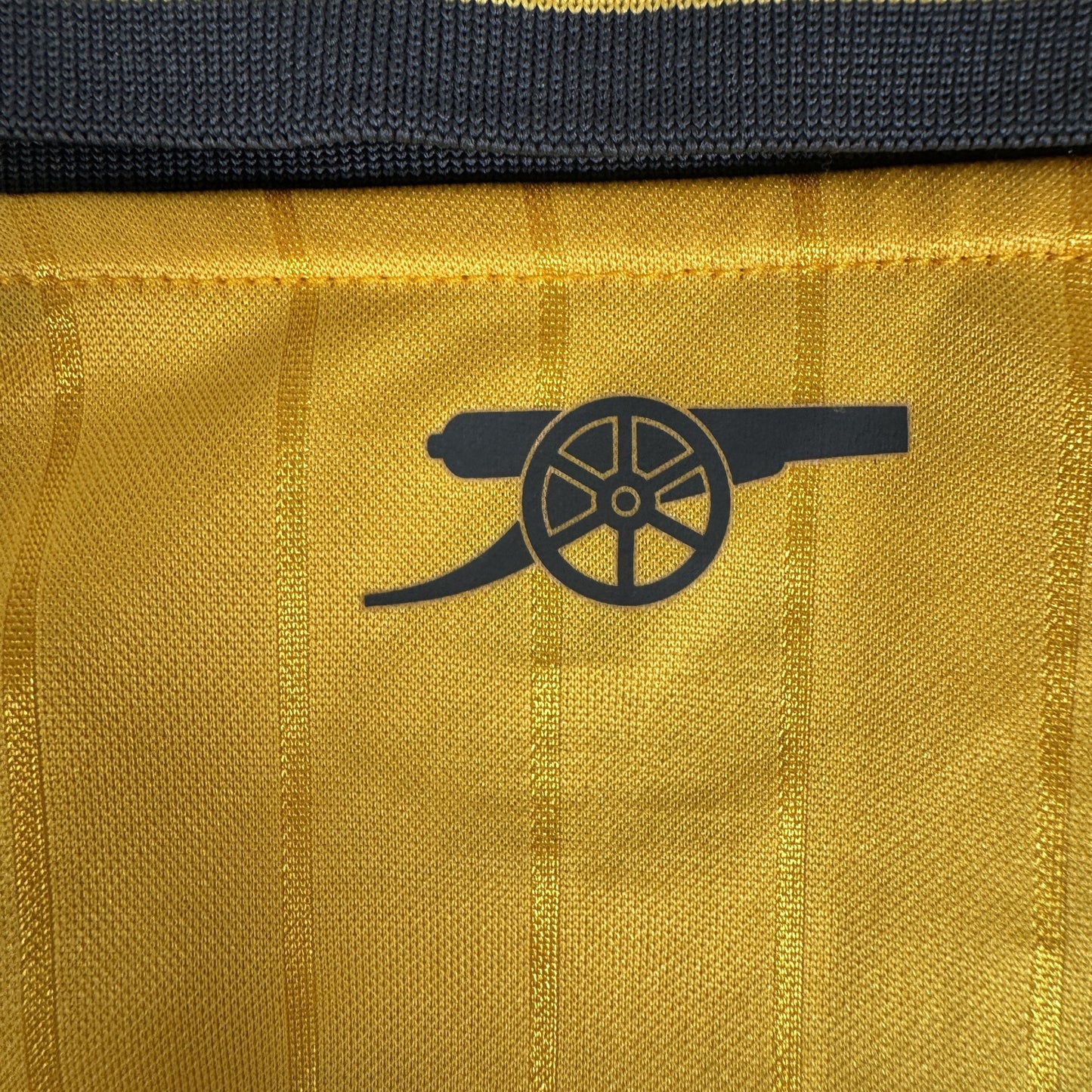 Arsenal 2015/2016 Away Football Shirt Childs Childs