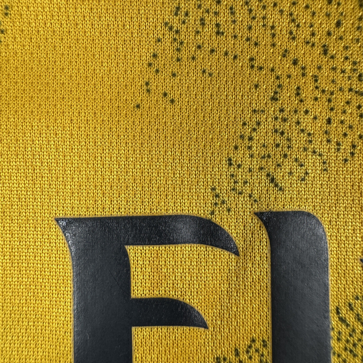 Arsenal 2019/2020 away football shirt, size Medium