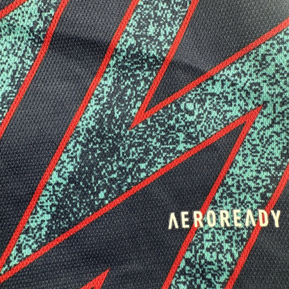 Arsenal 2021/2022 third football shirt, size Large