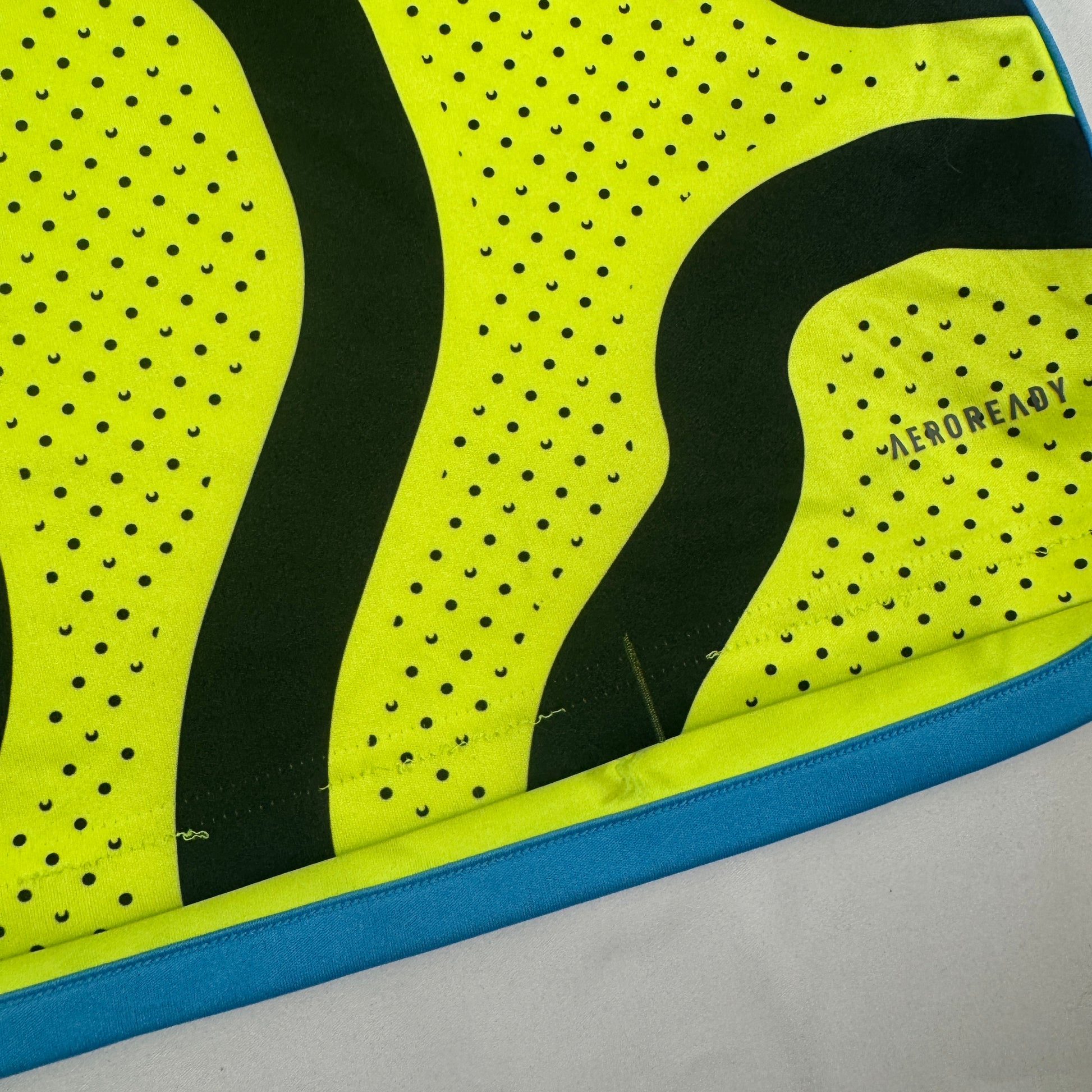 Arsenal 2023/2024 Away Football Shirt Medium – Football Shirt Kingdom