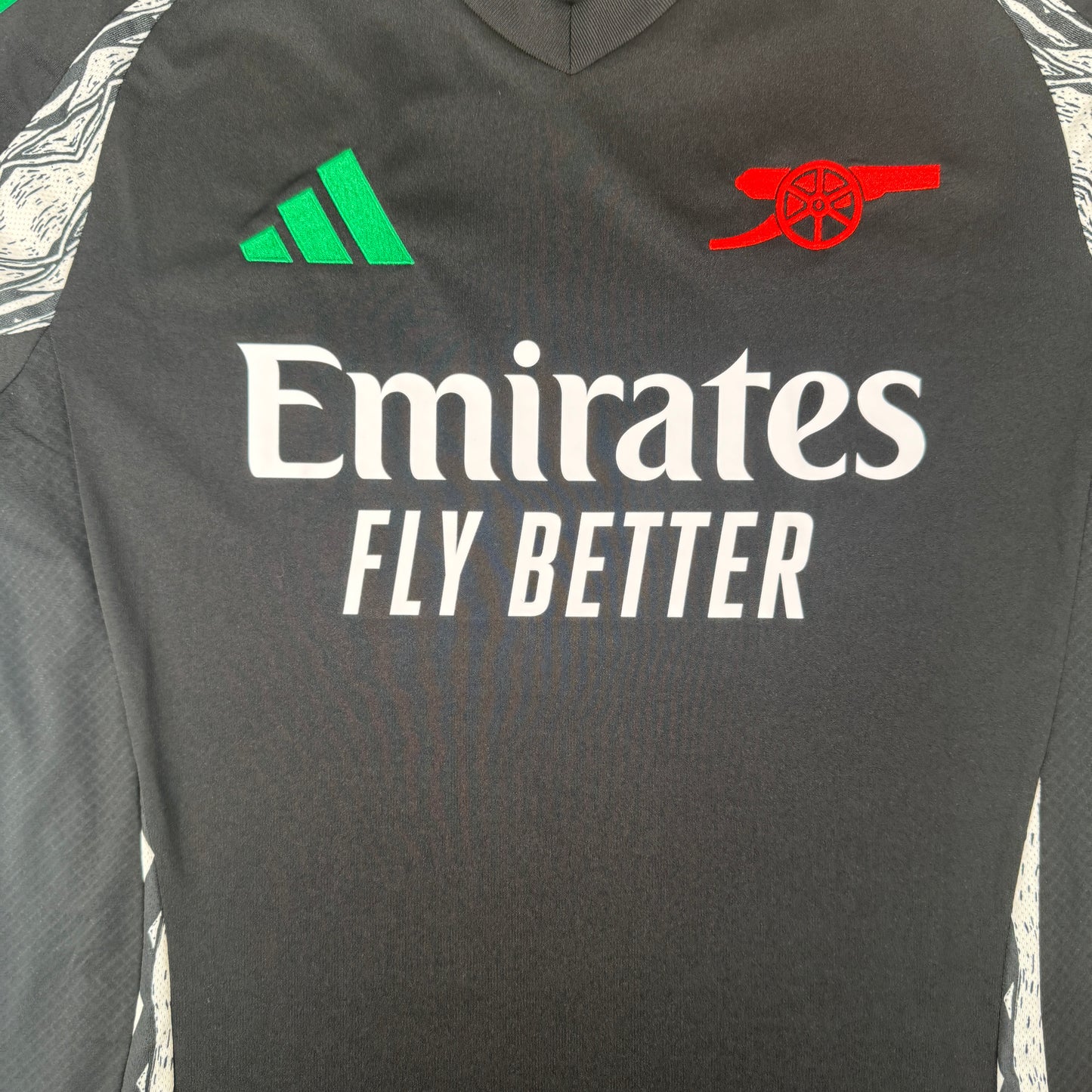 Arsenal 2024/2025 Away Football Shirt Large – Football Shirt Kingdom