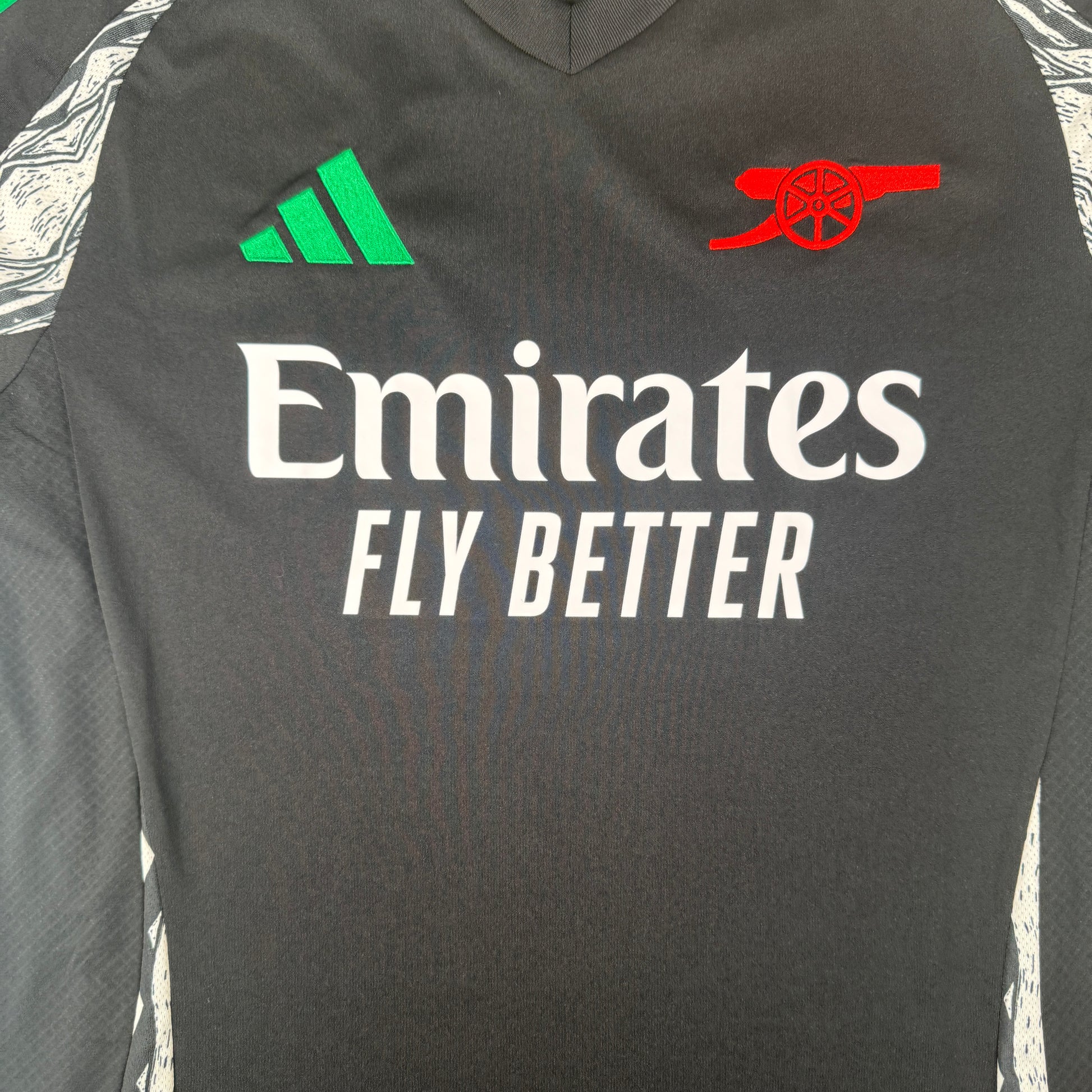 Arsenal 2024/2025 Away Football Shirt Large – Football Shirt Kingdom