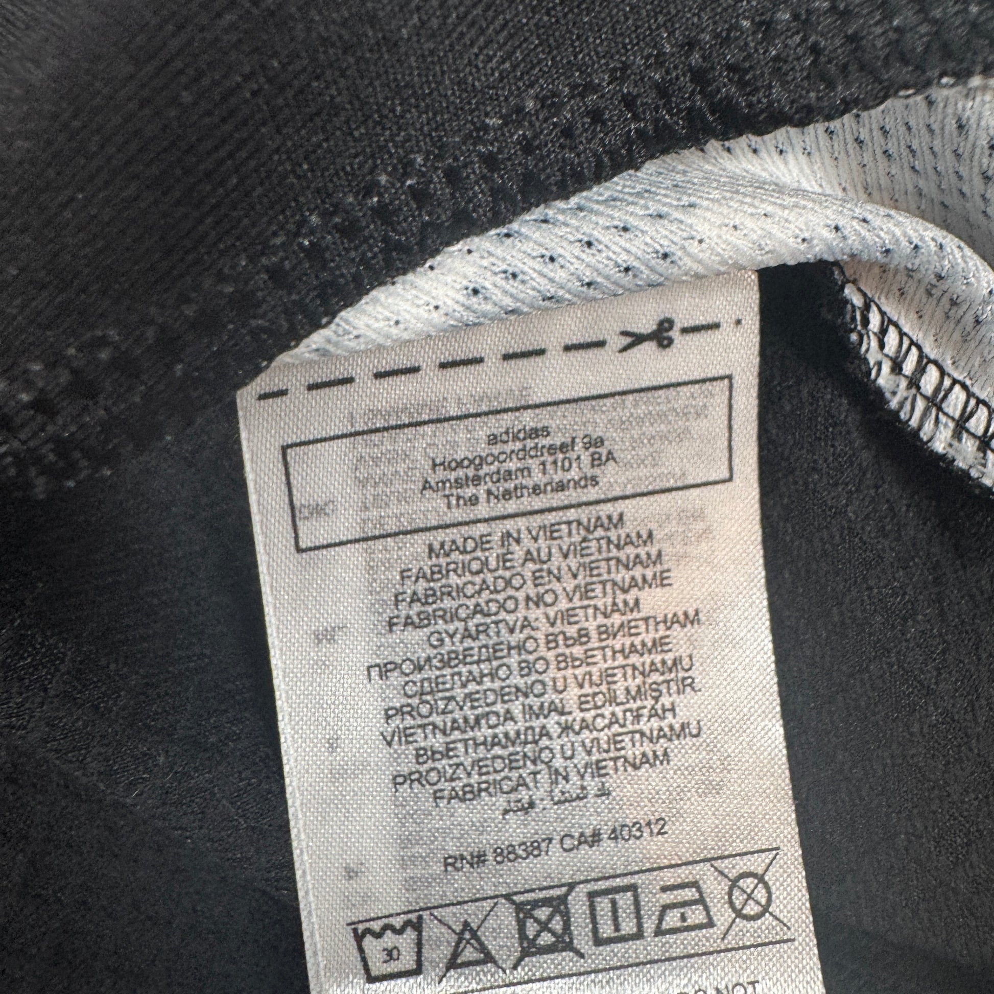 Arsenal 2024/2025 Away Football Shirt Large – Football Shirt Kingdom