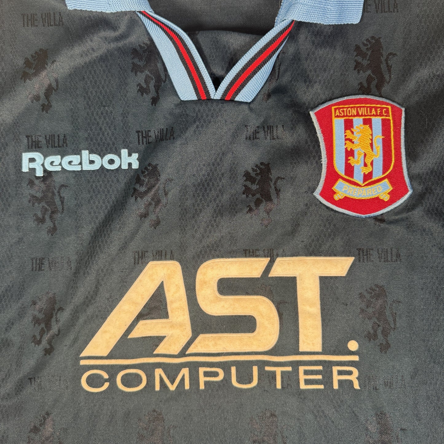Aston Villa 1995/1996/1997 Away Football Shirt Medium