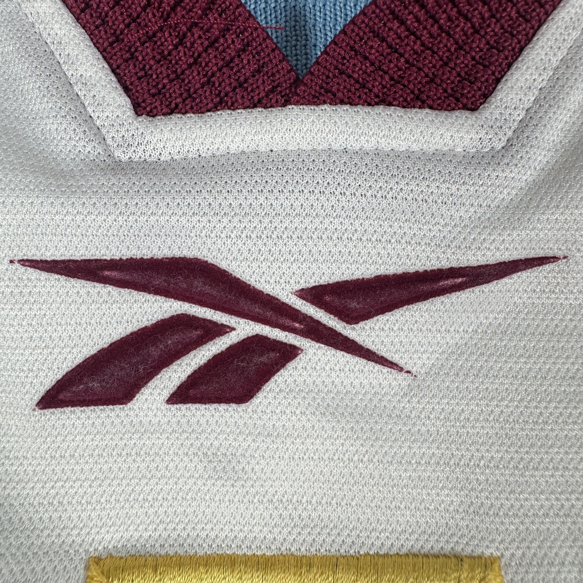 Aston Villa 1999/2000 away football shirt, size XL