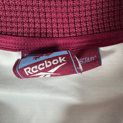 Size label inside Aston Villa 1999/2000 away football shirt, size XL