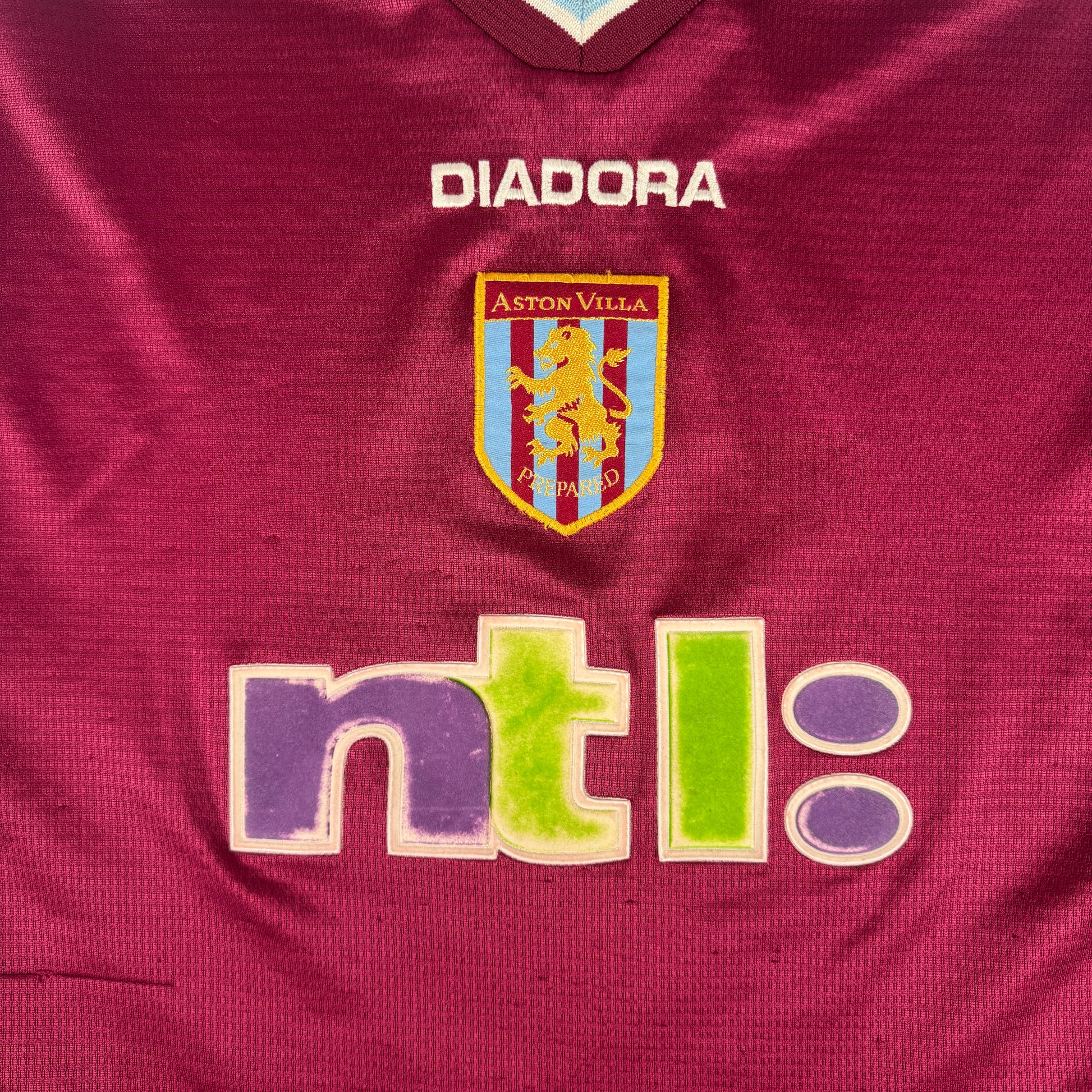 Aston Villa 2000/2001 Home Football Shirt XL – Football Shirt Kingdom