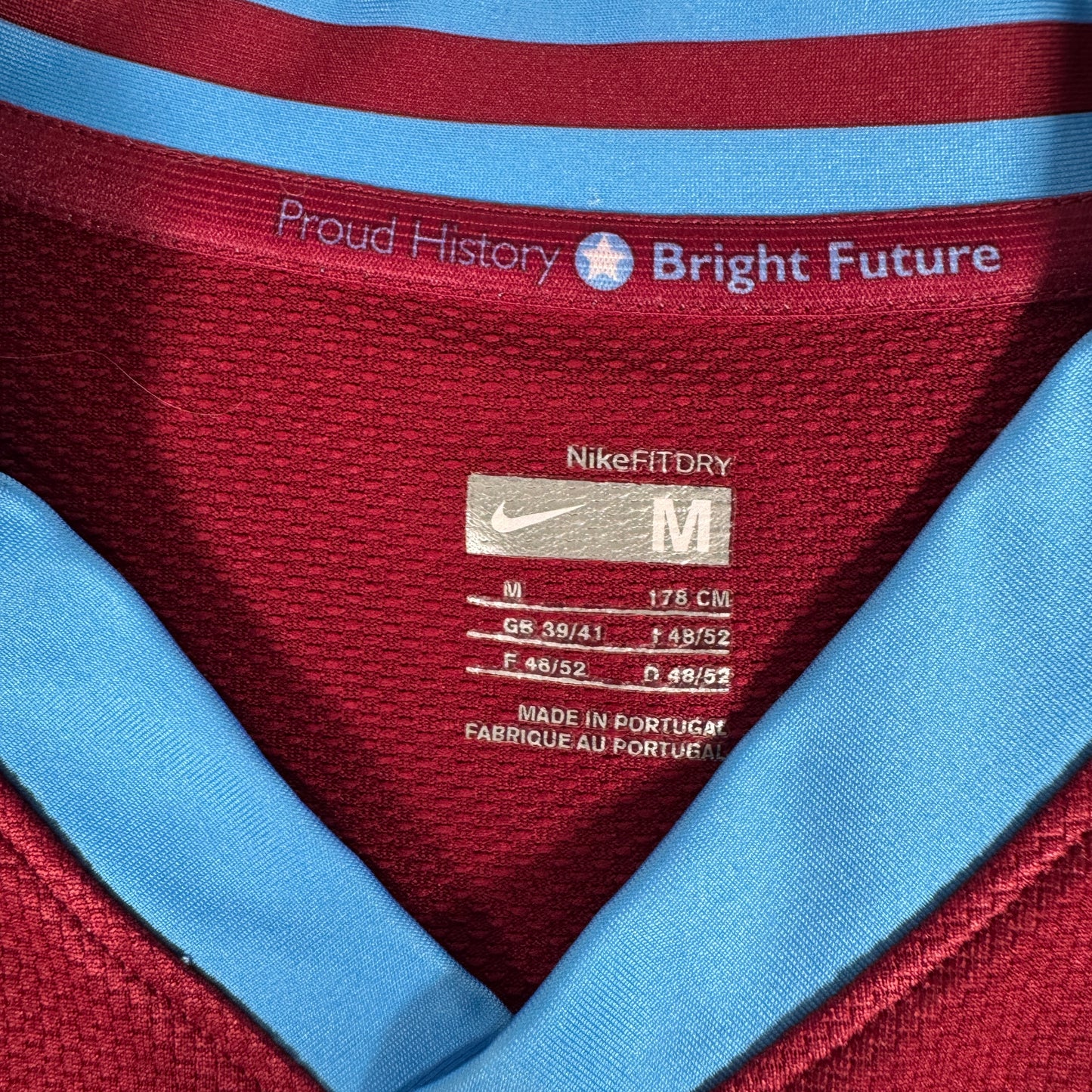 Aston Villa 2008/2009 Home Football Shirt Medium – Football Shirt Kingdom