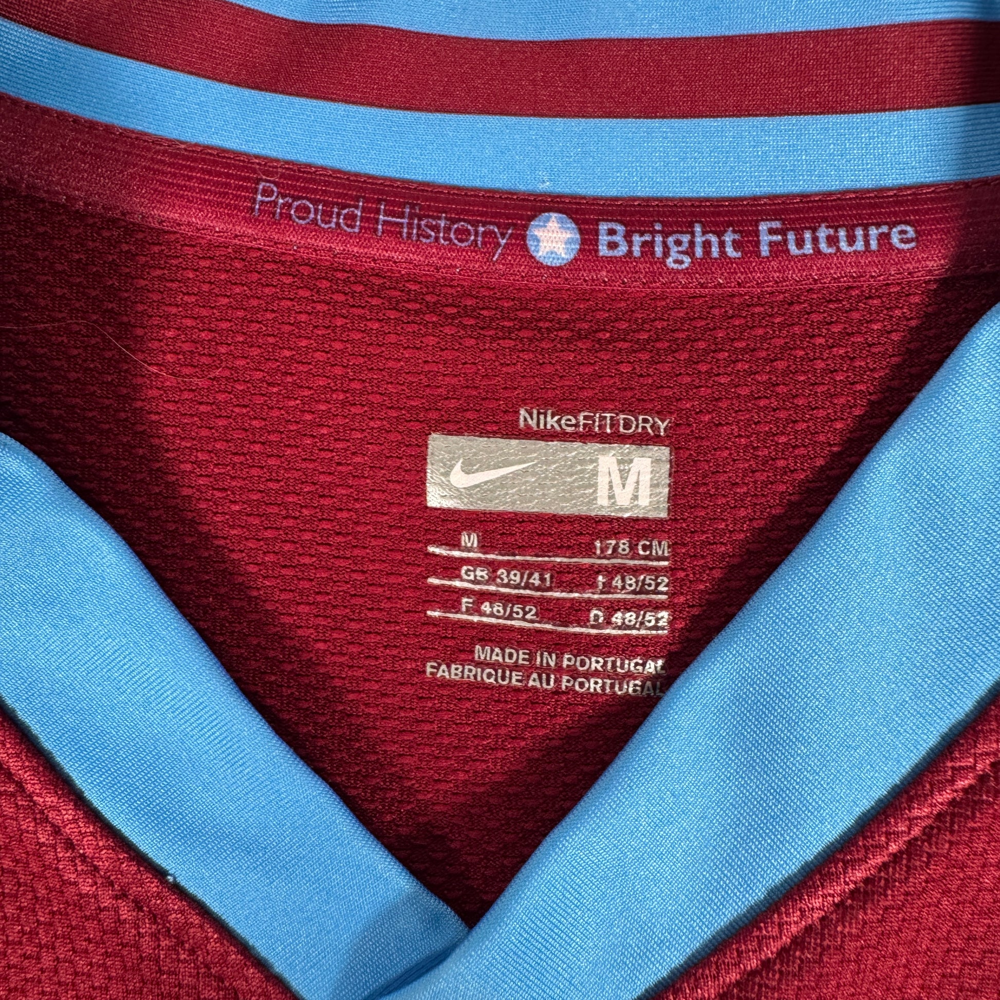 Aston Villa 2008/2009 Home Football Shirt Medium – Football Shirt Kingdom
