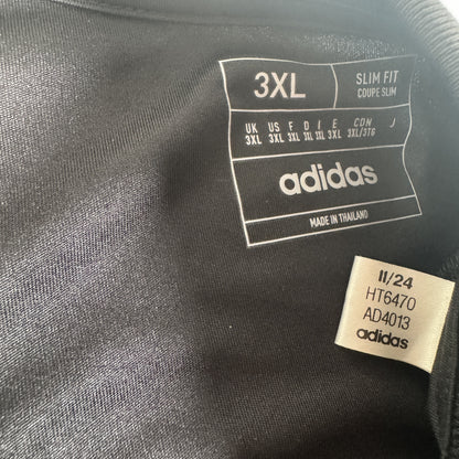 Size label inside Aston Villa 2024/2025 fourth football shirt, size 3XL