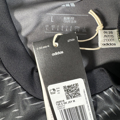 Size label inside Aston Villa 2025/2026 goalkeeper football shirt, size Large