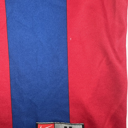 Barcelona 1998/1999 home football shirt, size Medium