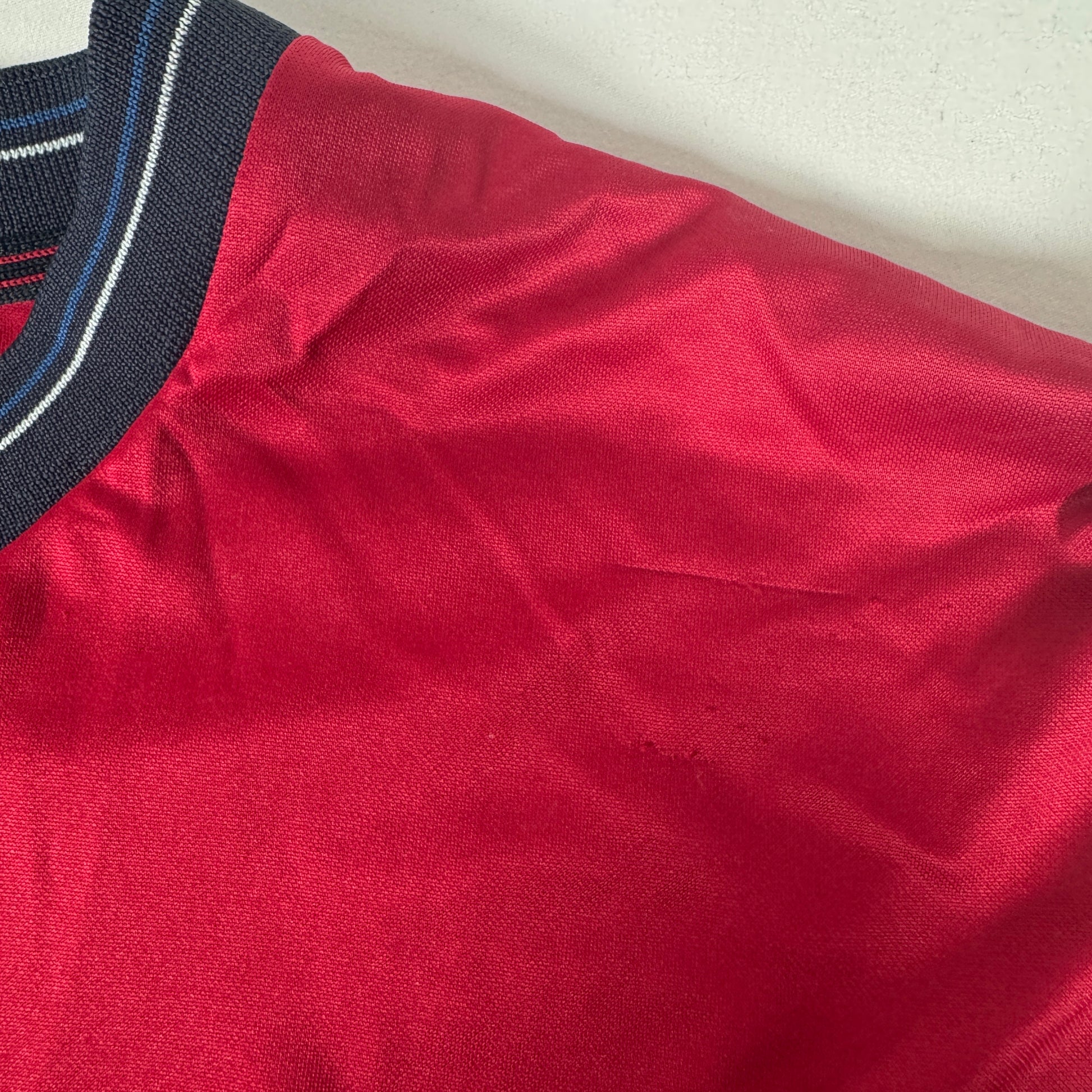 Barcelona 1998/1999/2000 Red Training Football Shirt XL – Football Shirt Kingdom