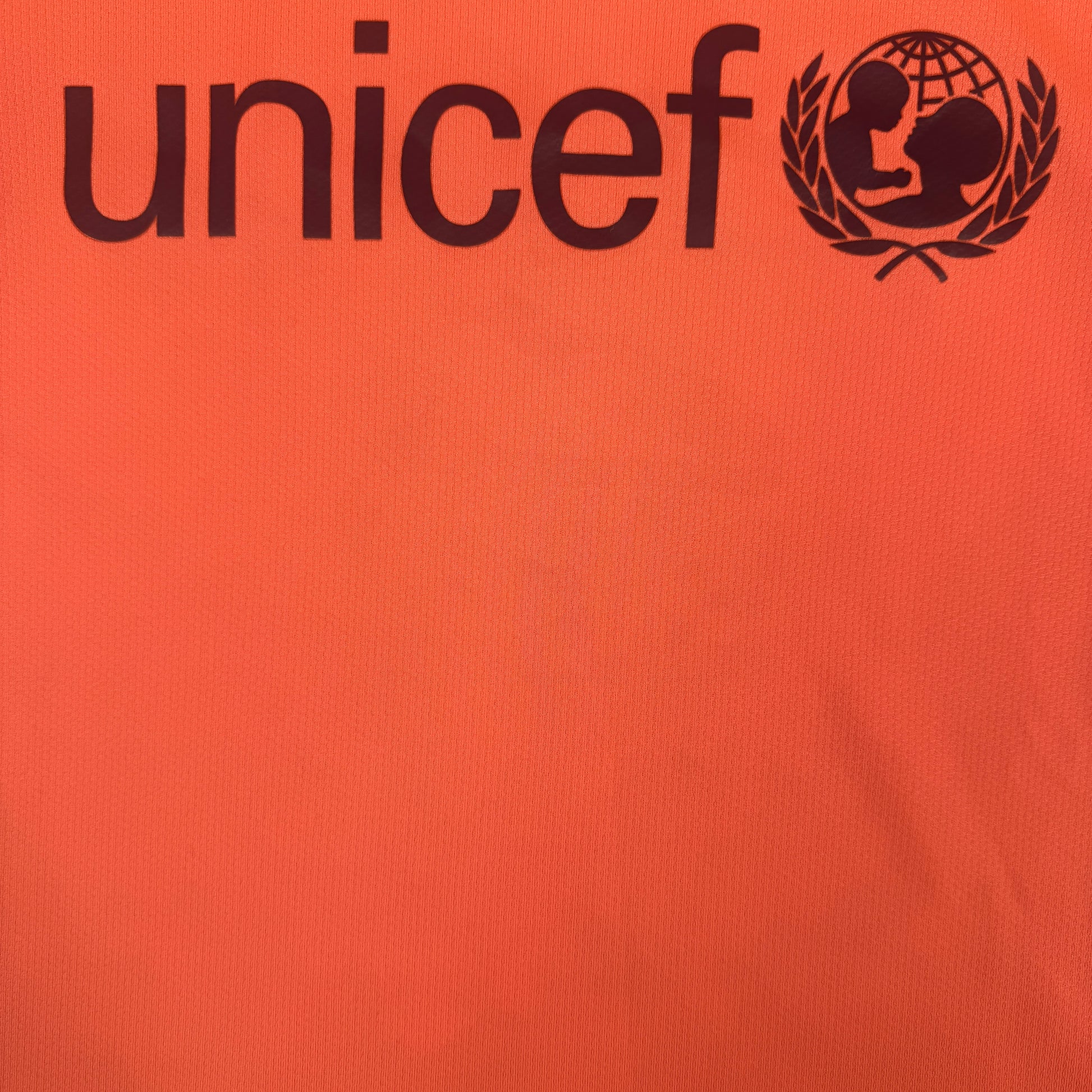 Barcelona 2009/2010/2011 Away Football Shirt Large – Football Shirt Kingdom