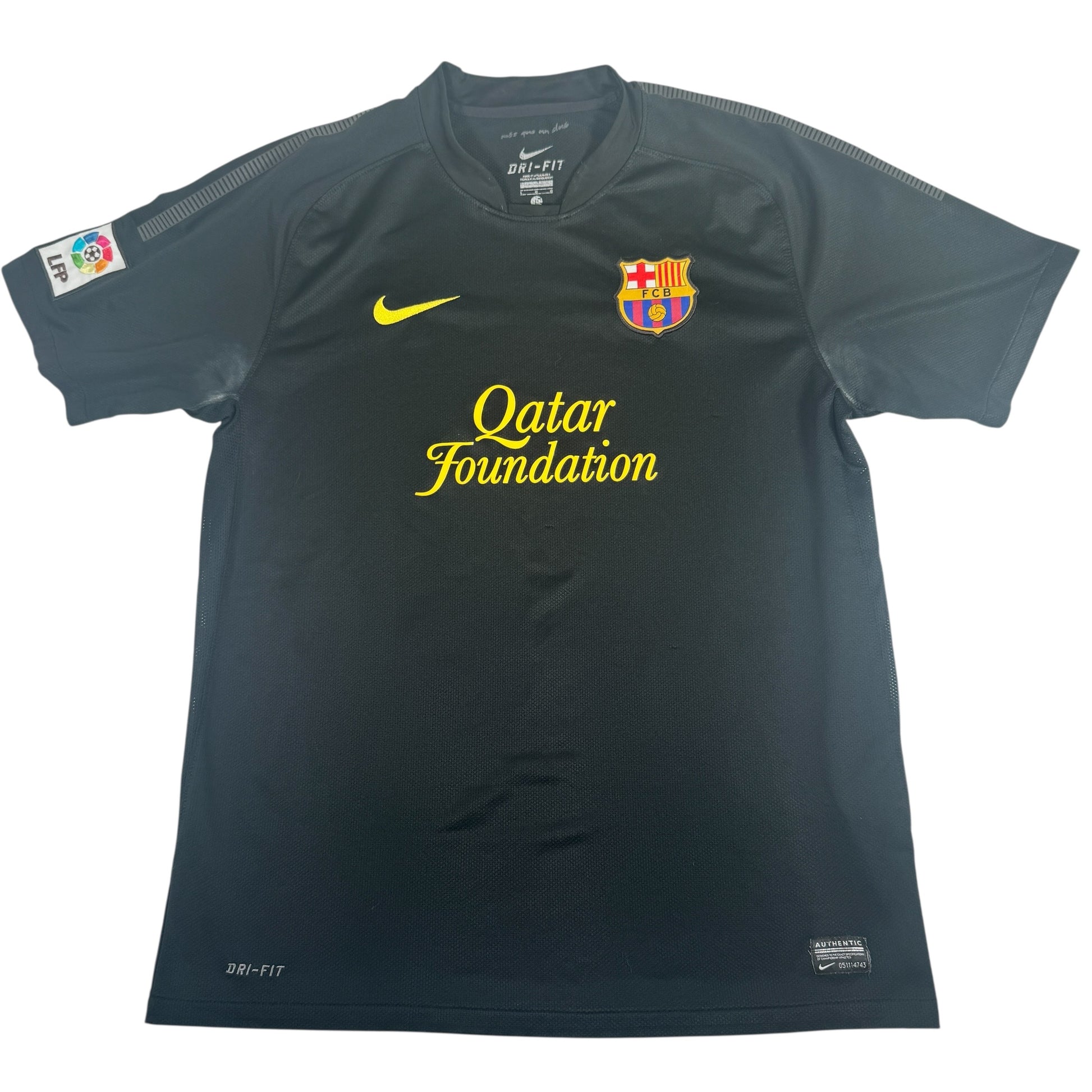 Barcelona 2011/2012 Away Football Shirt Large – Football Shirt Kingdom