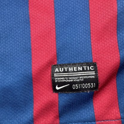 Barcelona 2011/2012 home football shirt, size Large
