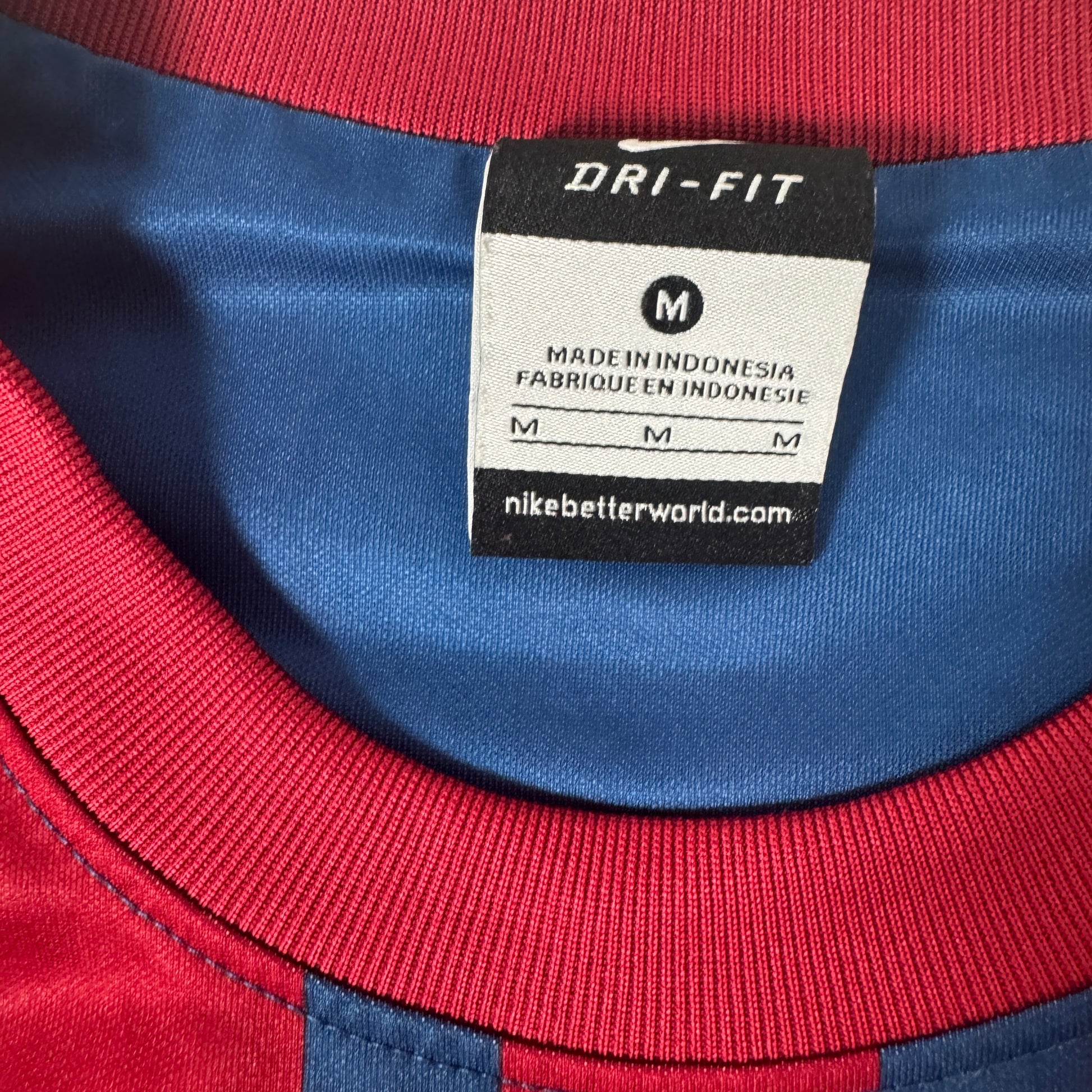 Barcelona 2011/2012 Home Football Shirt Medium – Football Shirt Kingdom