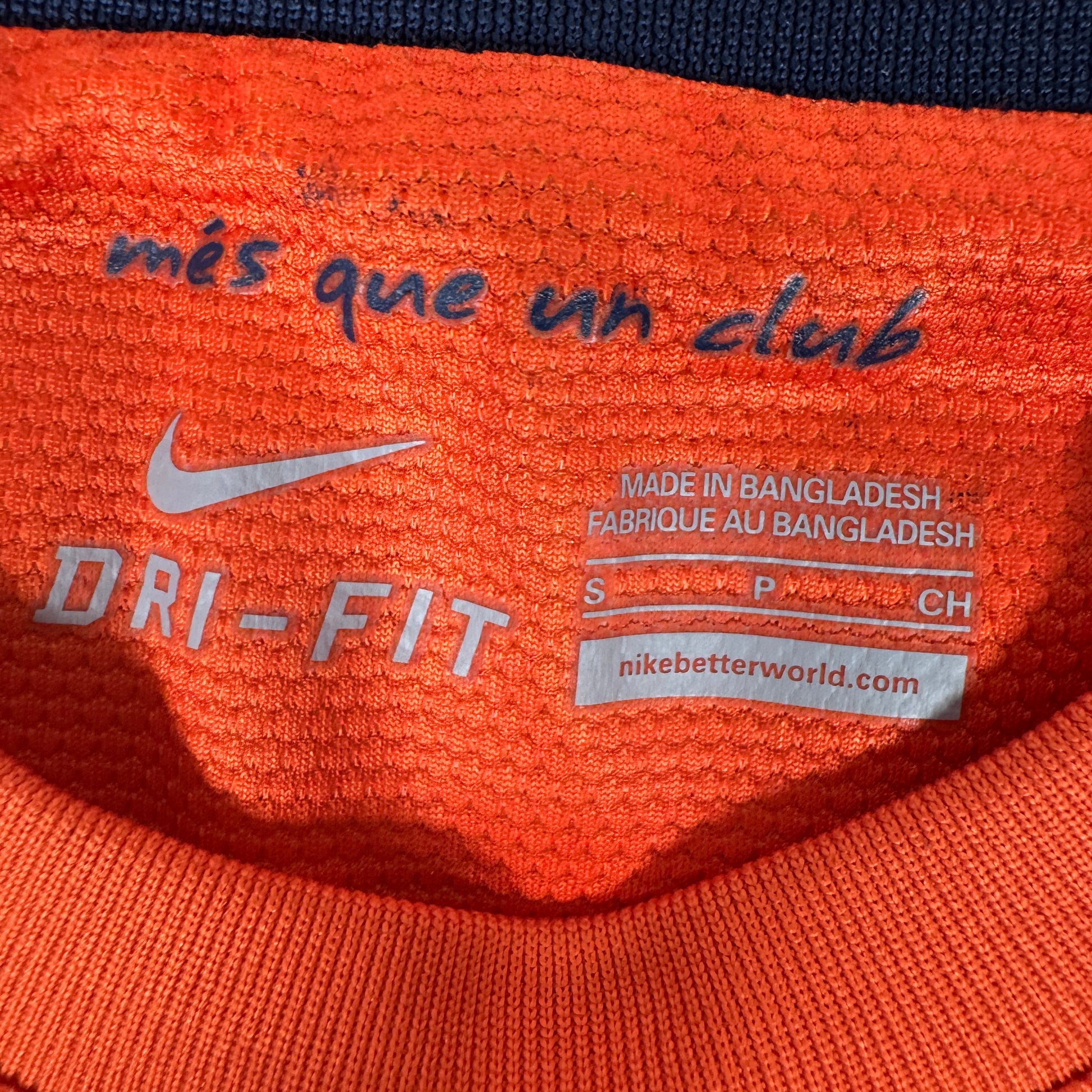 Barcelona 2012/2013 Away Football Shirt Small – Football Shirt Kingdom