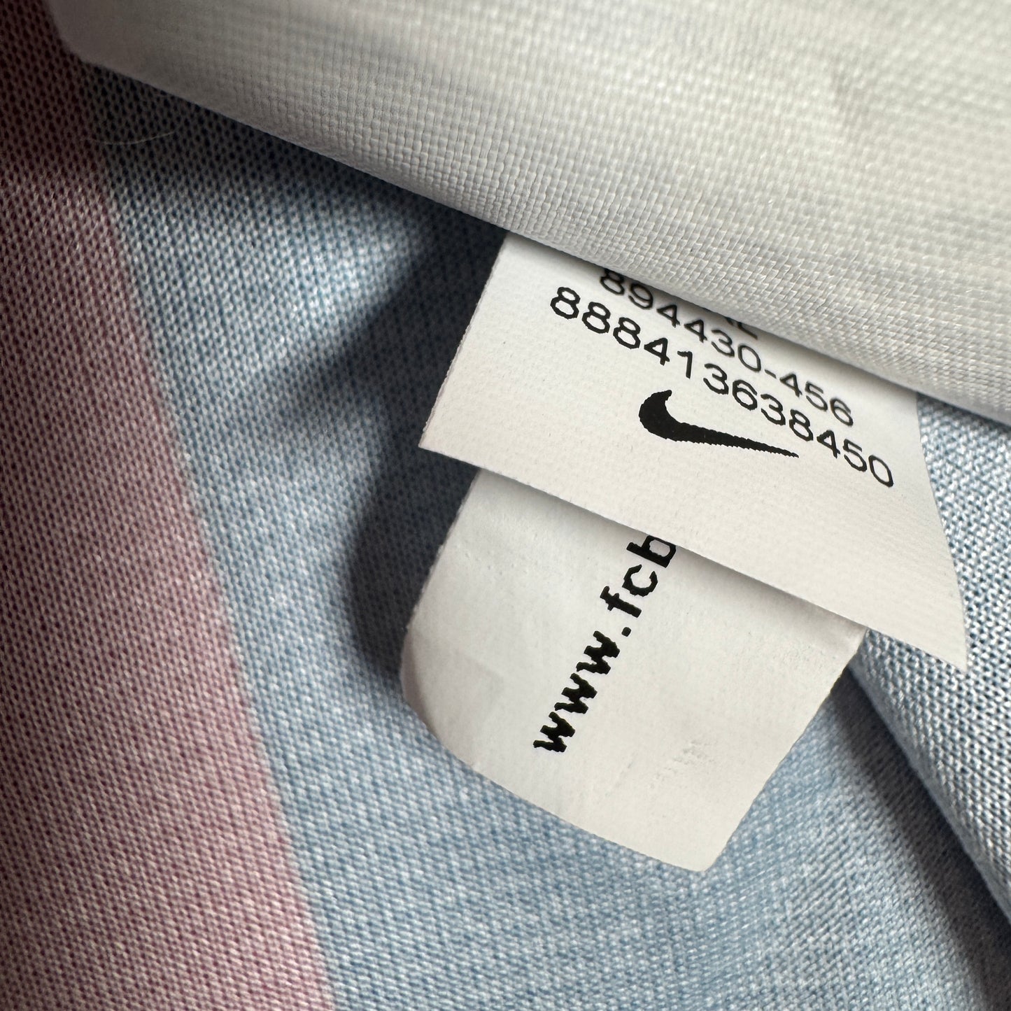 MESSI 10 Barcelona 2018/2019 Home Football Shirt XL – Football Shirt Kingdom