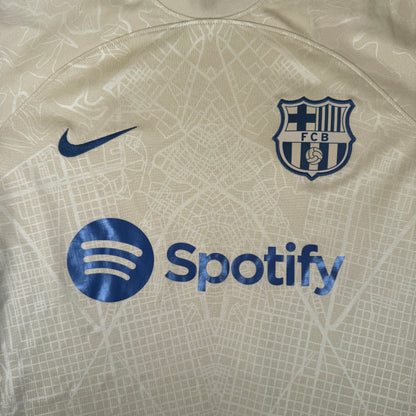 Barcelona 2022/2023 Away Football Shirt Medium — front close-up
