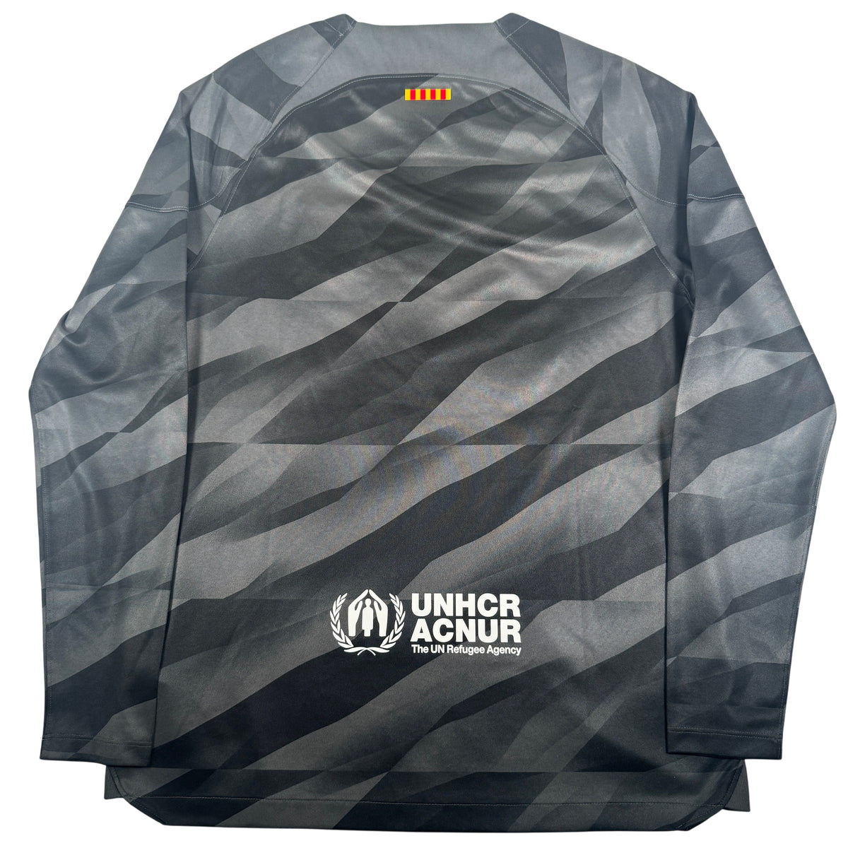 Back of Barcelona 2023/2024 goalkeeper football shirt, size Large