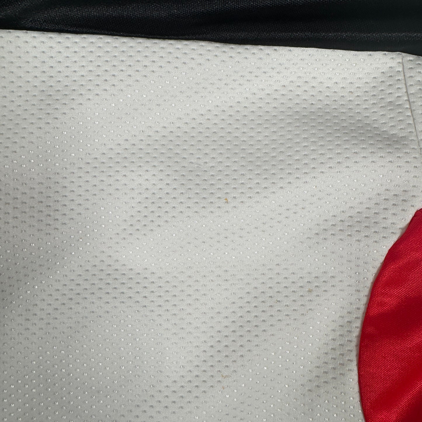 Barnsley FC 1999/2000 Away Millennium Football Shirt Small – Football Shirt Kingdom