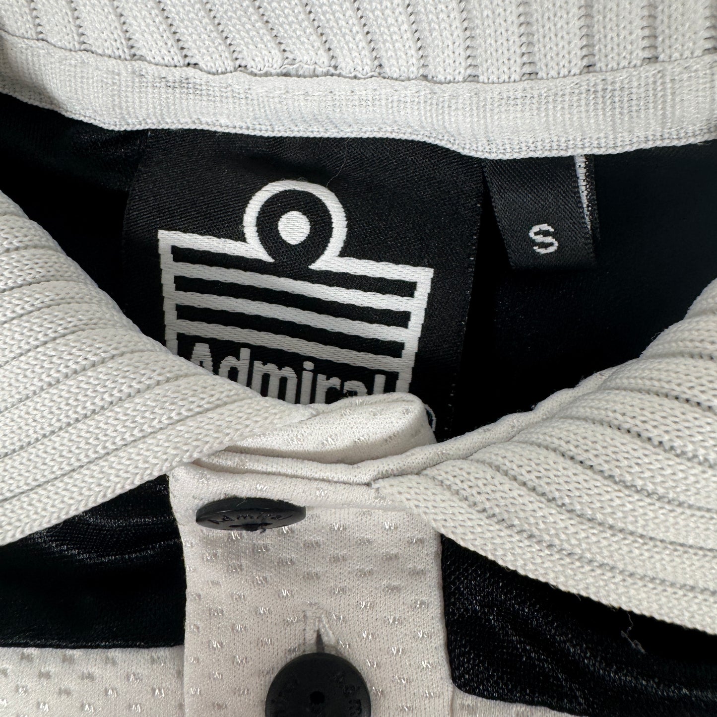 Barnsley FC 1999/2000 Away Millennium Football Shirt Small – Football Shirt Kingdom