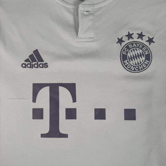 Bayern Munich 2018/2019 Away Football Shirt Medium