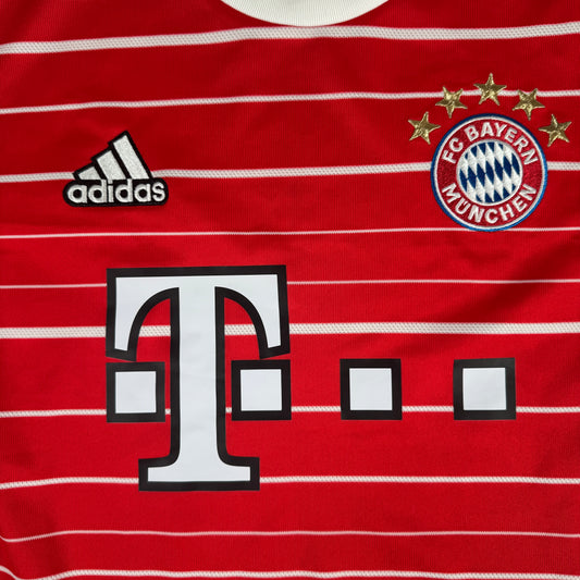 Bayern Munich 2022/2023 Home Football Shirt Medium – Football Shirt Kingdom