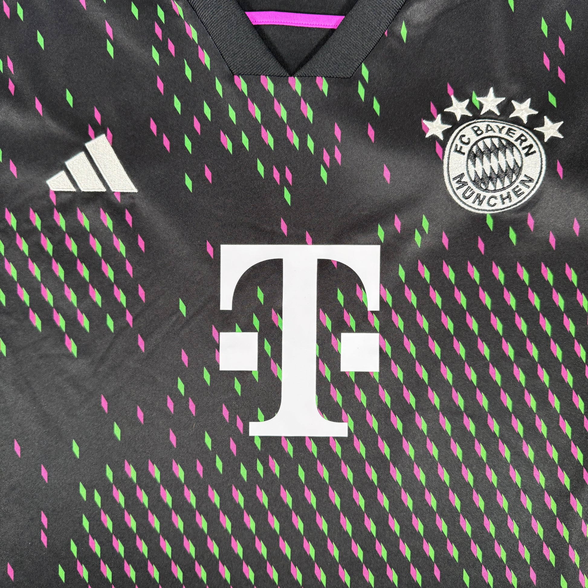 Bayern Munich 2023/2024 Away Football Shirt 3XL XXXL – Football Shirt Kingdom