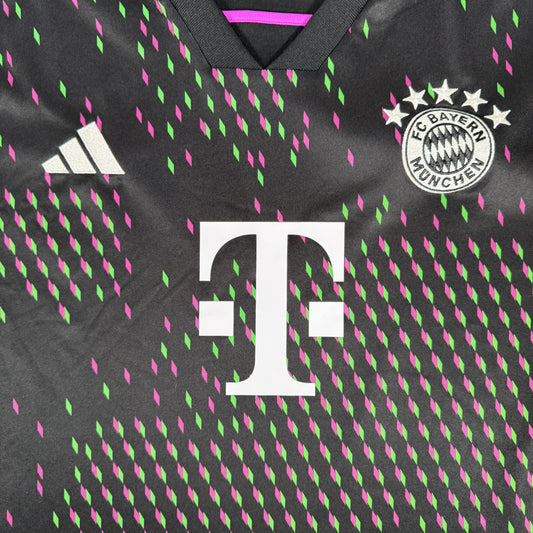Bayern Munich 2023/2024 Away Football Shirt 3XL XXXL – Football Shirt Kingdom