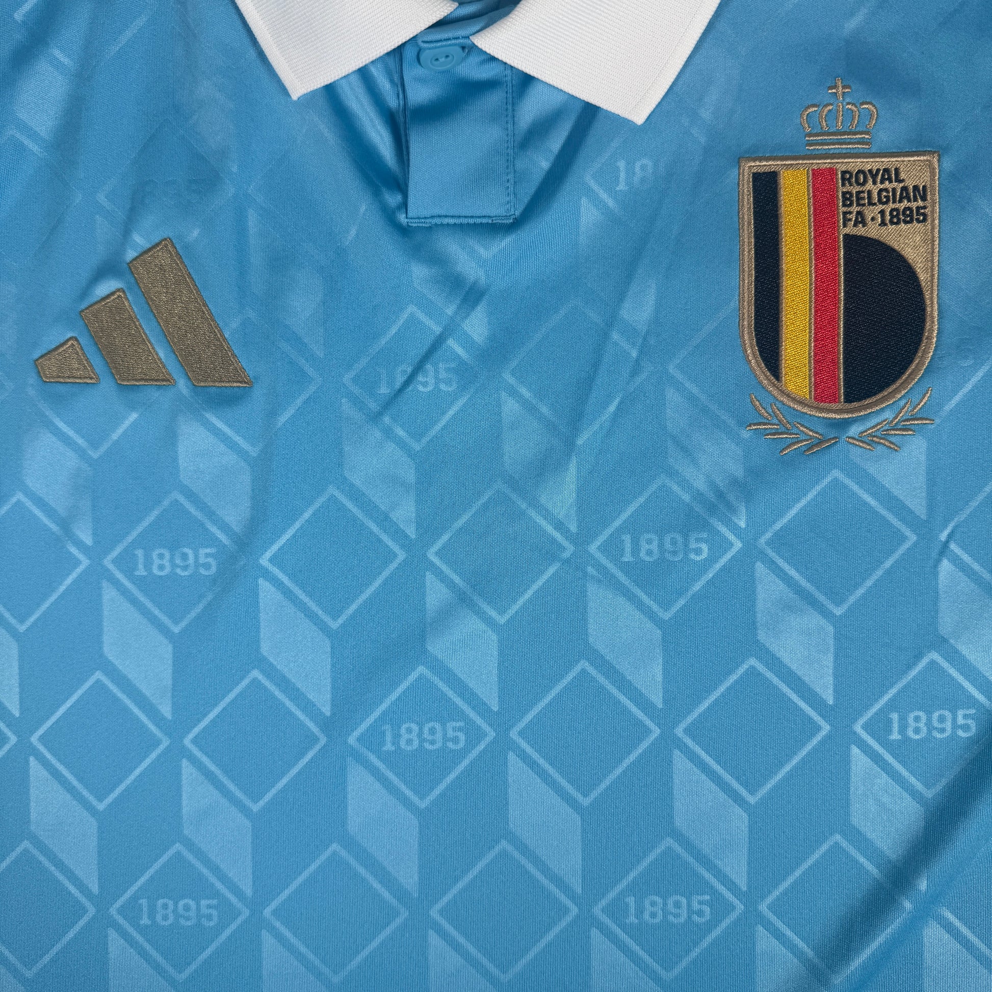 Belgium 2024/2025 Away Football Shirt XL – Football Shirt Kingdom