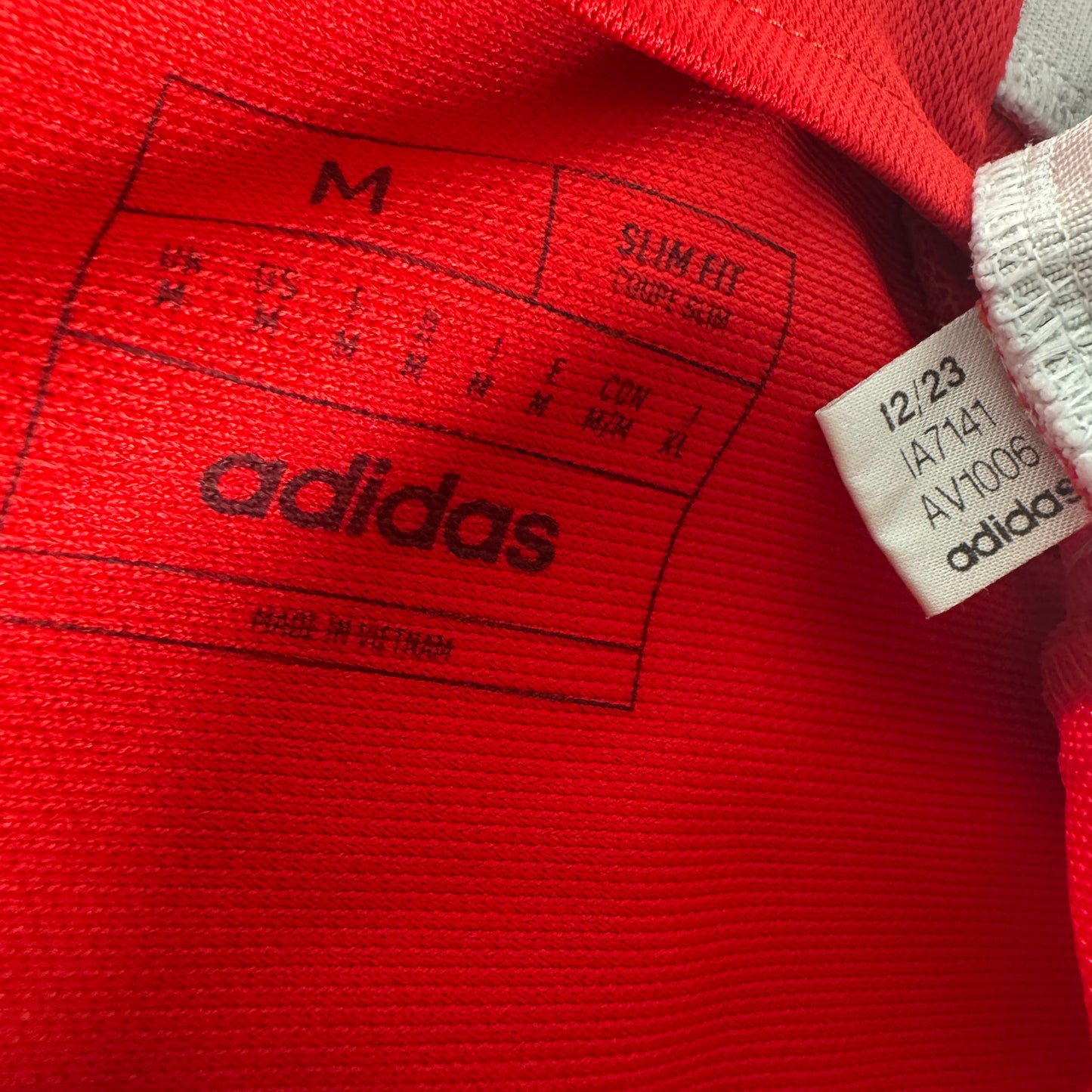 Benfica 2023/2024 Home Football Shirt Medium – Football Shirt Kingdom