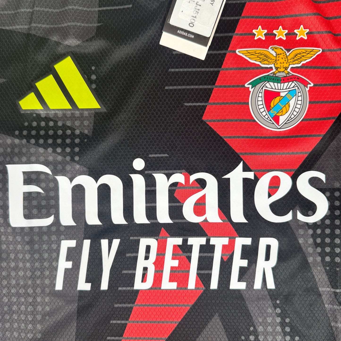 Benfica 2024/2025 Goalkeeper Football Shirt Large BNWT – Football Shirt Kingdom