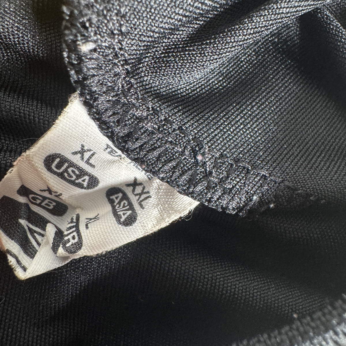 Size label inside Birmingham City 2009/2010 away football shirt, size XL