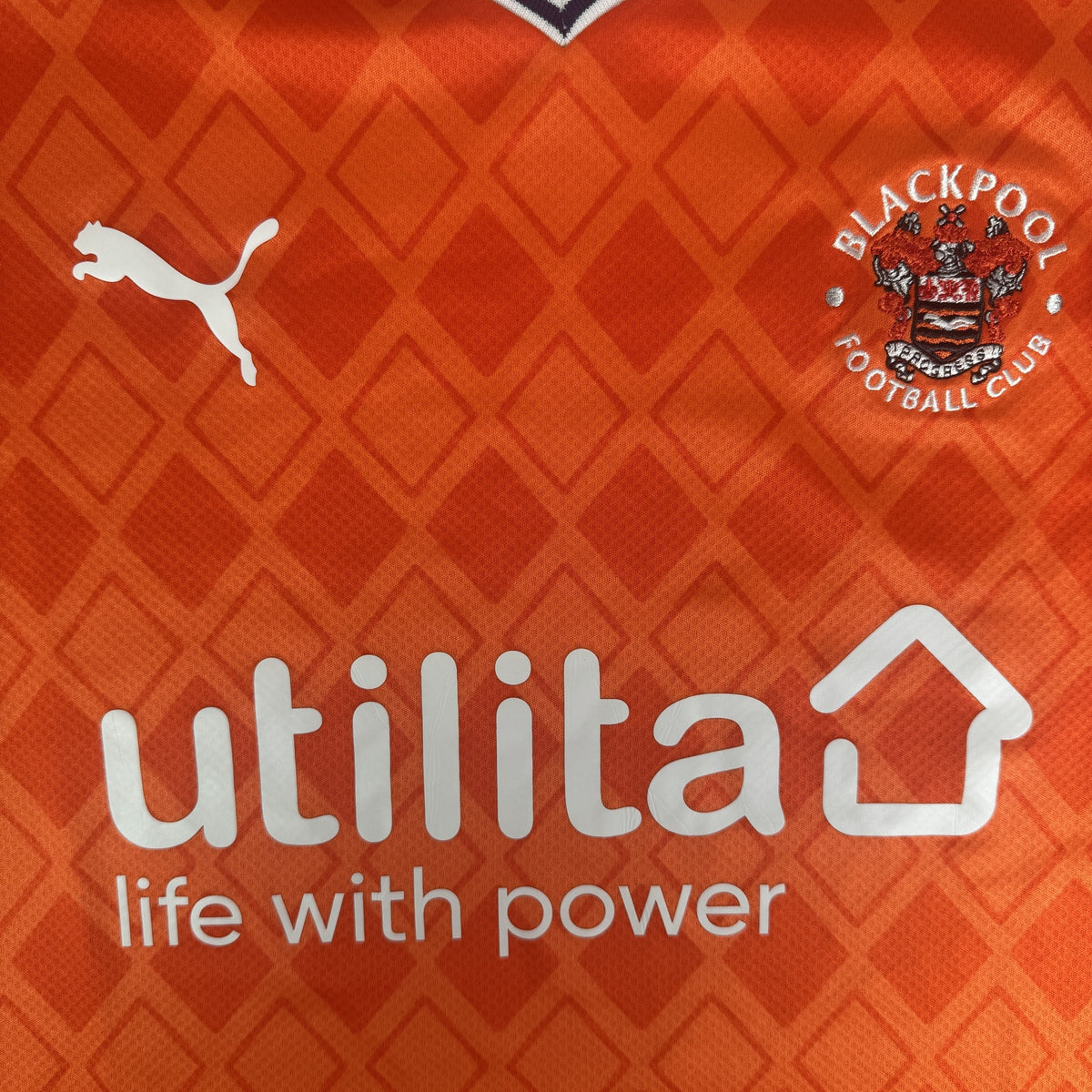 Blackpool 2022/2023 Home Football Shirt XL