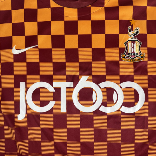 Bradford City 2015/2016 Home Football Shirt Large