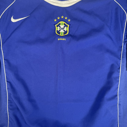 Brazil 2004/2005/2006 Away Football Shirt Large — front close-up