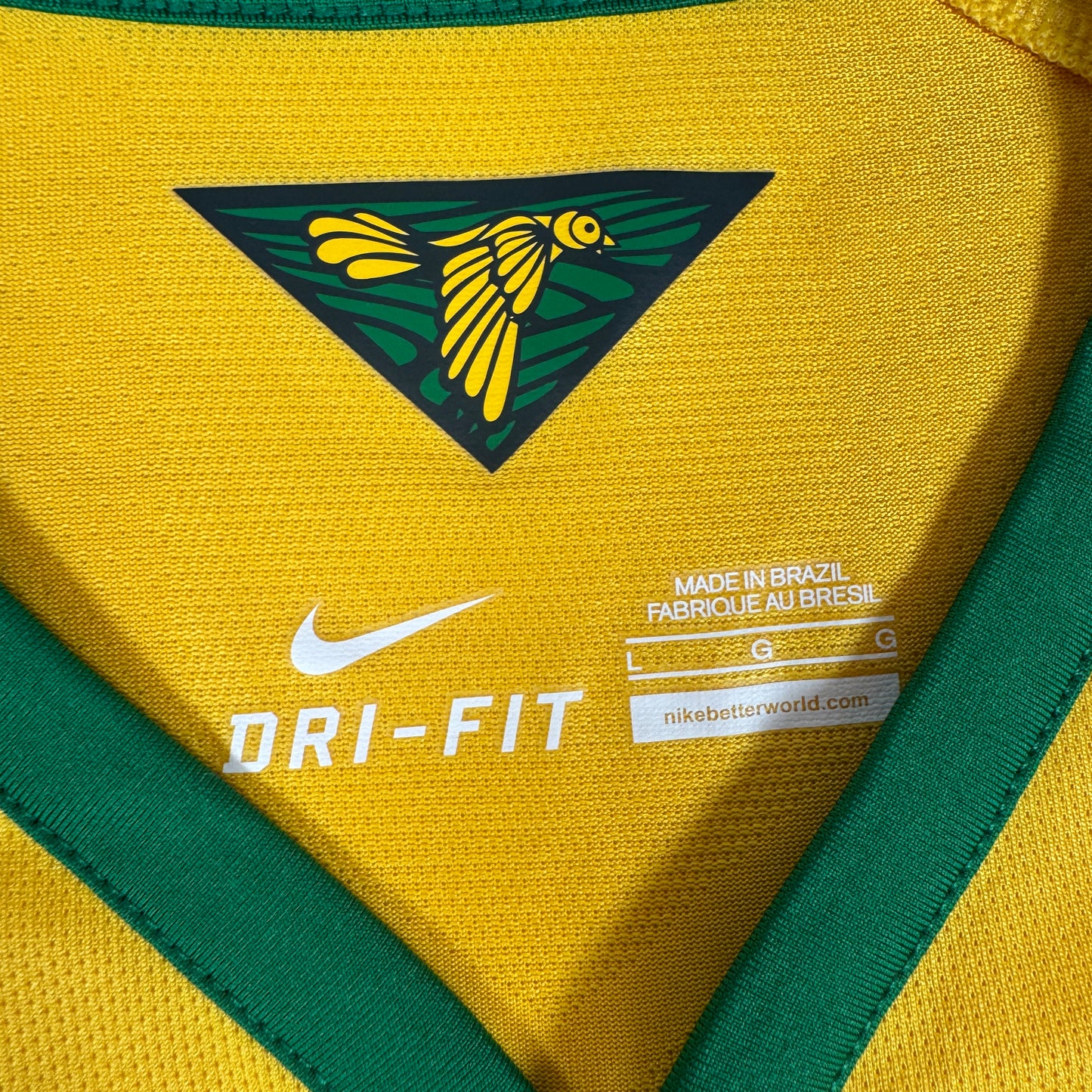 19 Brazil 2014/2015 Home Player Spec Football Shirt Large – Football Shirt Kingdom