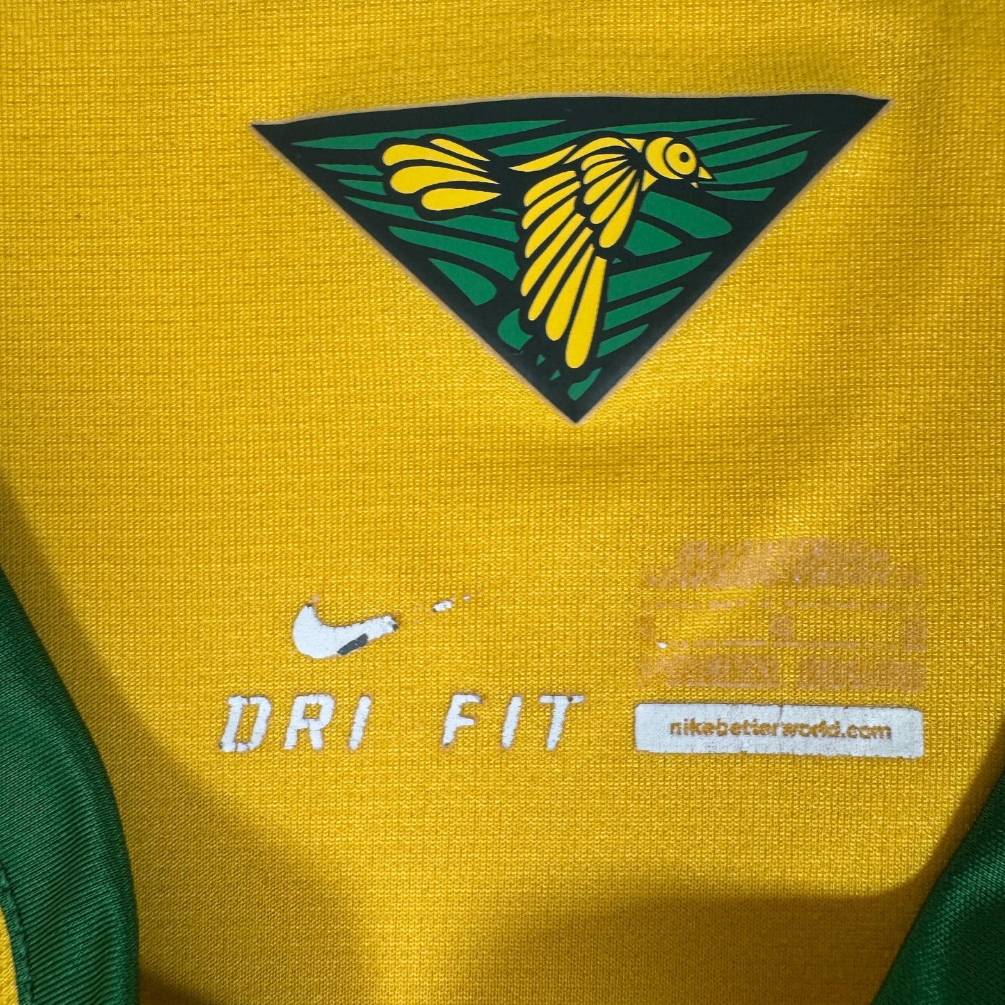 Brazil 2014/2015/2016 Home Football Shirt Childs Large – Football Shirt Kingdom