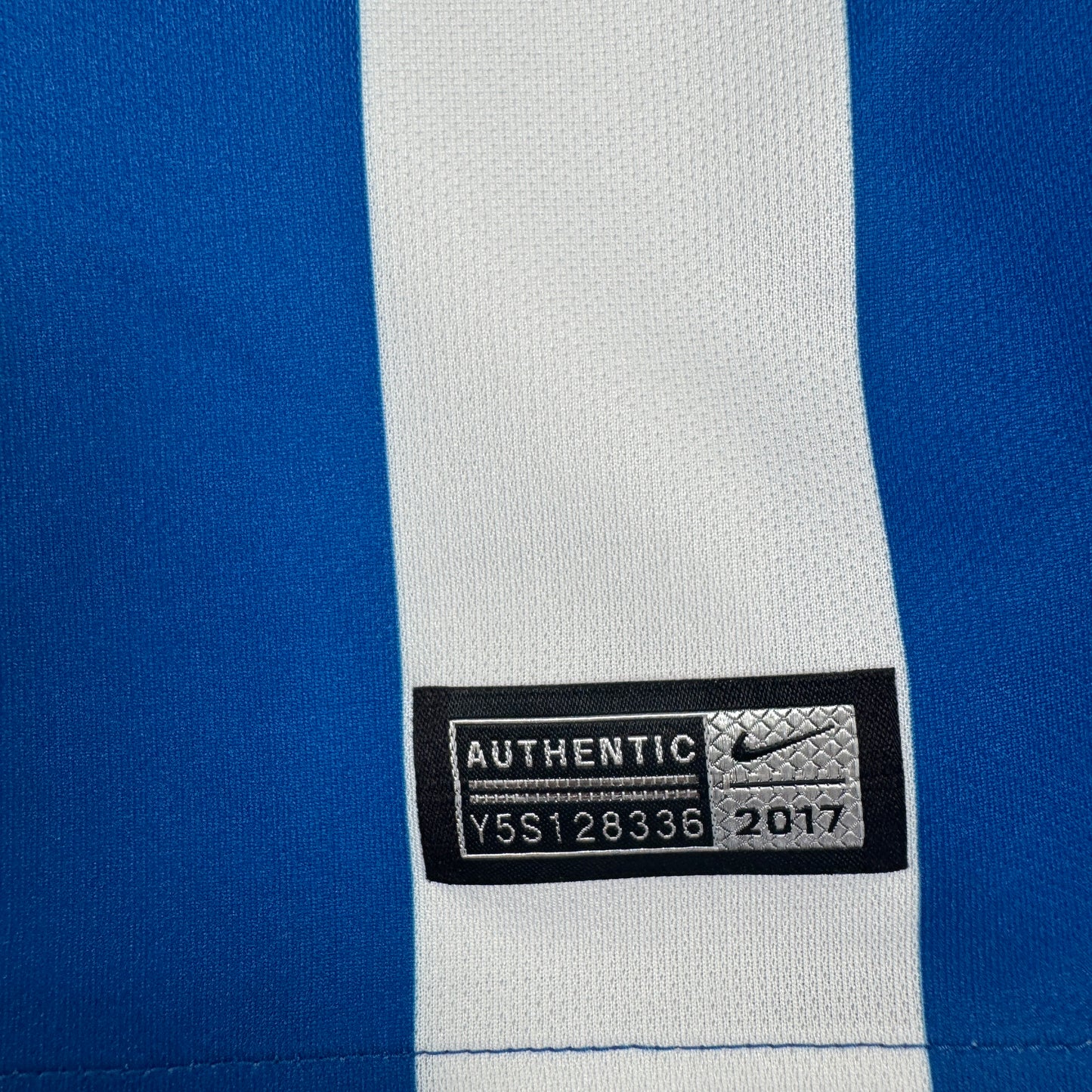 Brighton & Hove Albion 2017/2018 Home Football Shirt XL – Football Shirt Kingdom