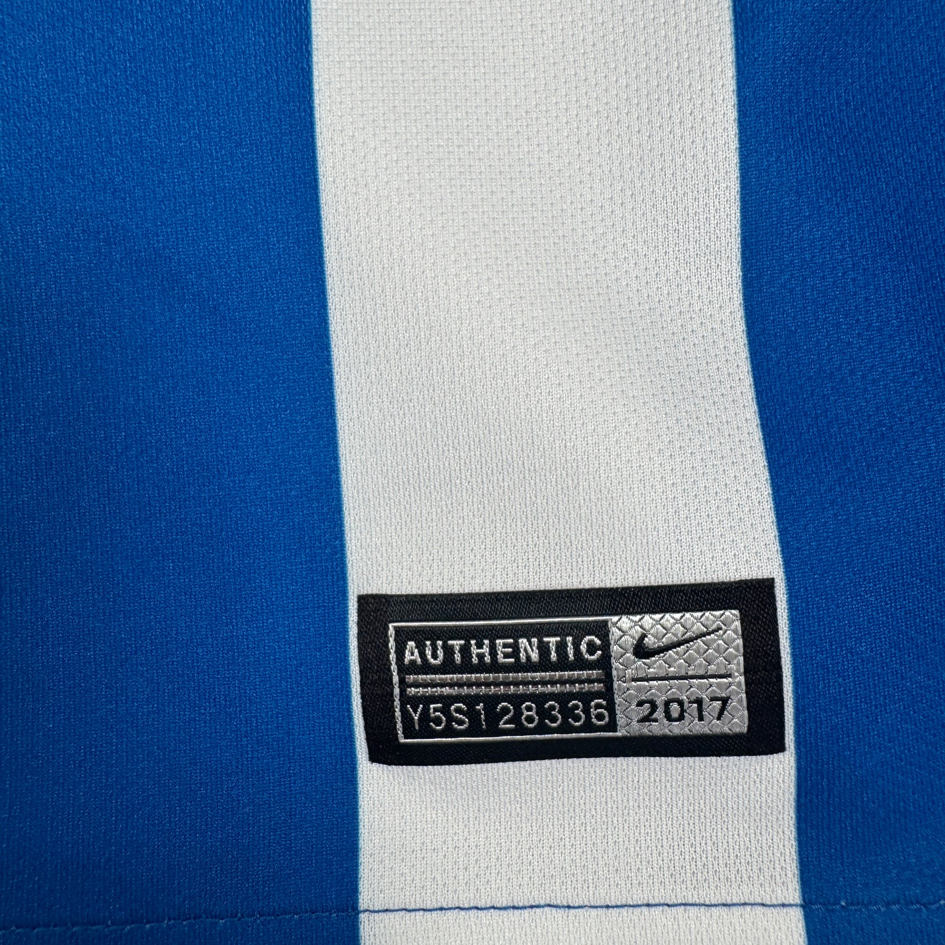 Brighton & Hove Albion 2017/2018 Home Football Shirt XL – Football Shirt Kingdom