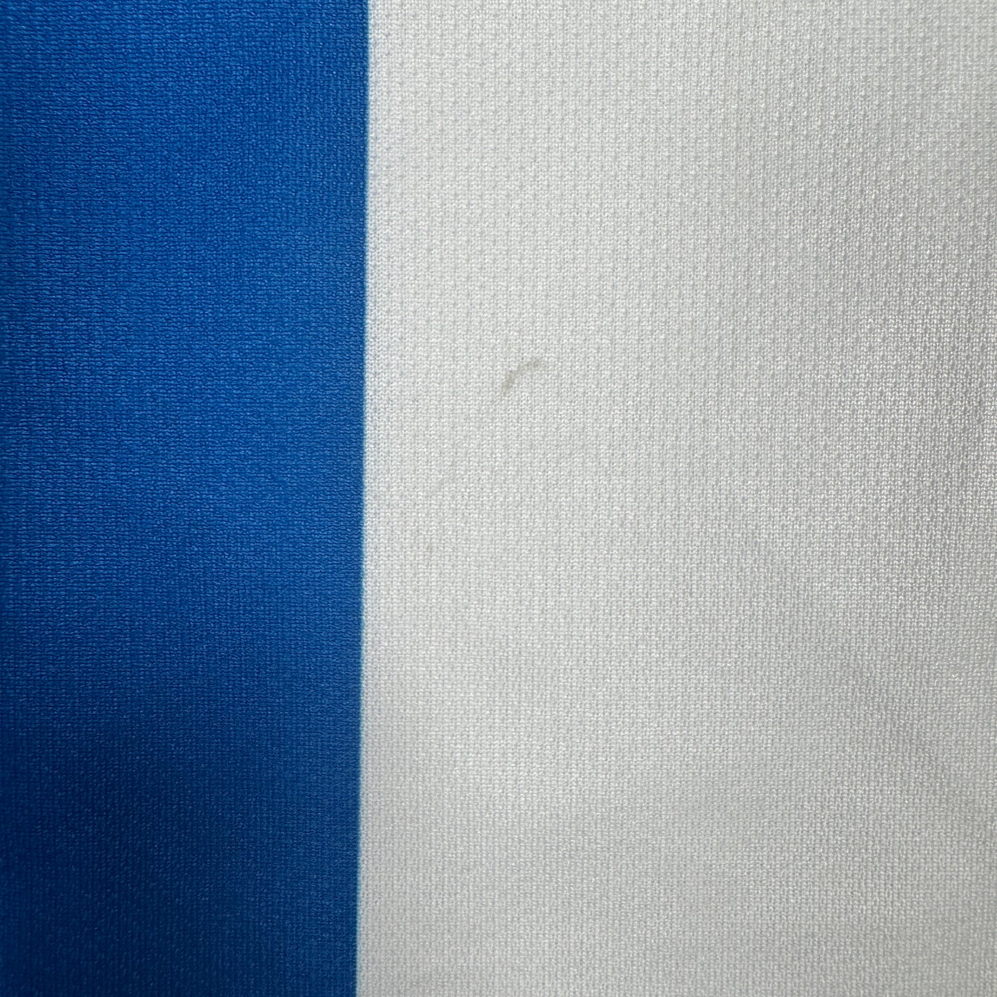 Brighton & Hove Albion 2018/2019 Home Football Shirt Medium – Football Shirt Kingdom