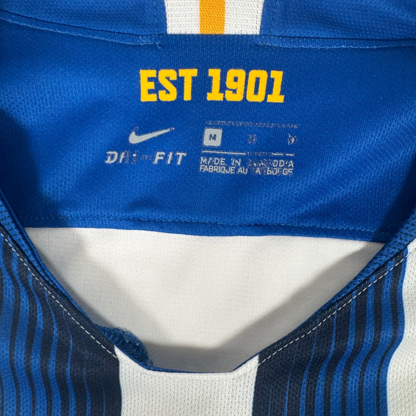 Brighton & Hove Albion 2019/2020 Home Football Shirt Medium – Football Shirt Kingdom