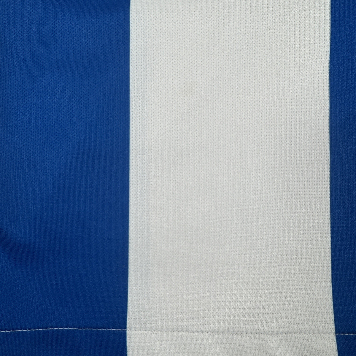 Brighton & Hove Albion 2016/2017 Home Football Shirt Small